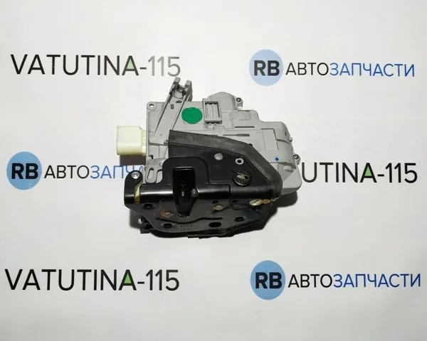 Замок задніх дверей, правих 3C4839016B VAG