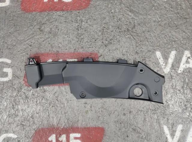 Накладка верхня передній панелі / супорта радіатора 3T08070829B9 VAG