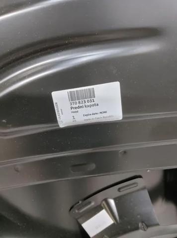 Капот 3T0823031 VAG