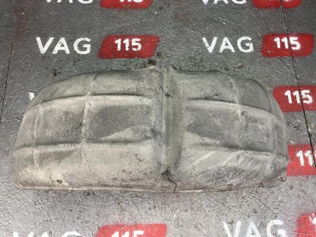 Підкрилок задній лівий 3T5810969A VAG