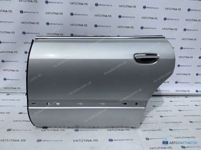 Двері задні, ліві 4D0833051E VAG