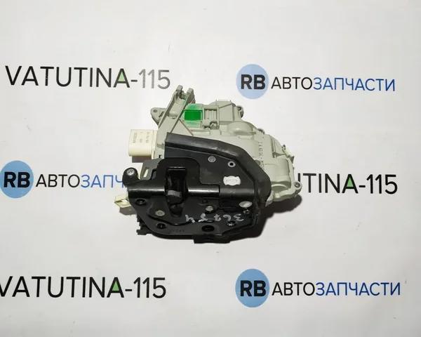 Замок задніх дверей, правих 4G0839016D VAG