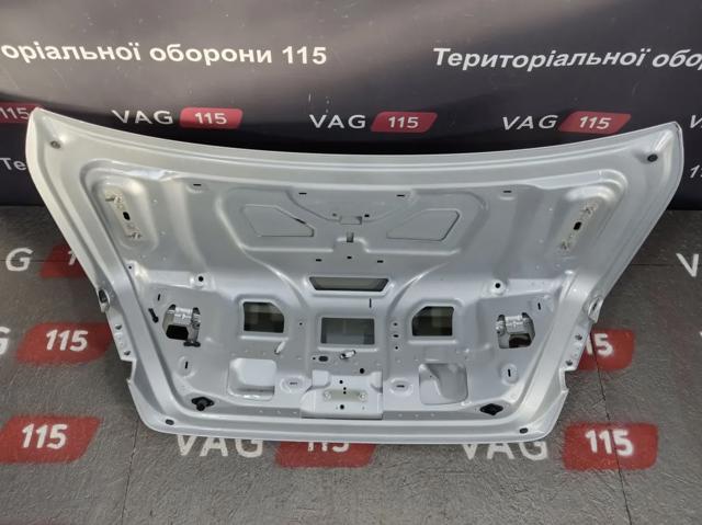 Кришка багажника кузова 4H0827023B VAG