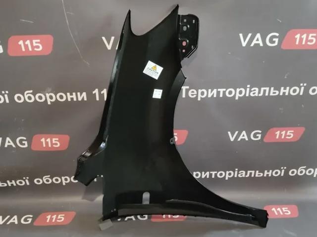 Переднє ліве крило 511853311 TEMPEST