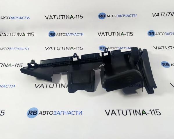 Повітропровід / дефлектор радіатора, верхній 561121283A VAG