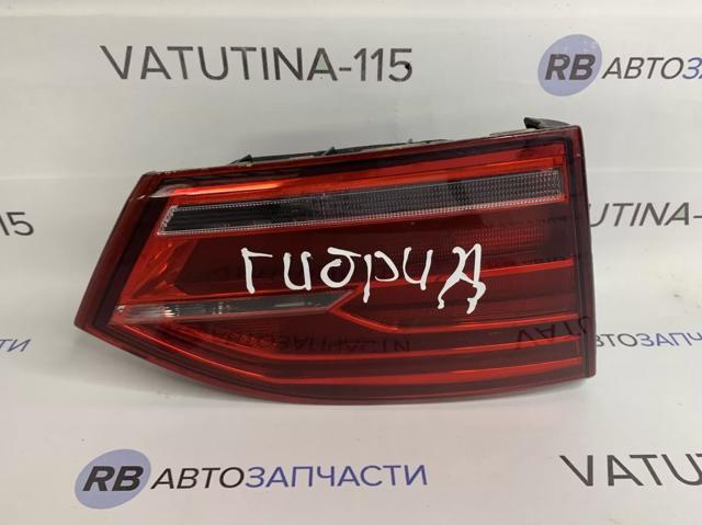 Фара задня права внутрішня 5C6945308 VAG