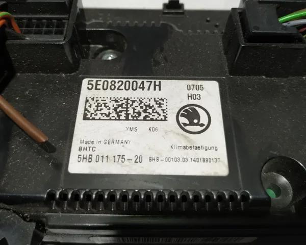 Блок управління пічкою 5E0820047H VAG