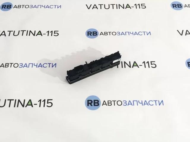 Блок кнопок центральної консолі 5E1927238WHS VAG