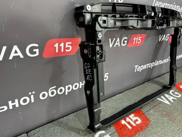 Рамка передньої панелі 5G0805588AC VAG