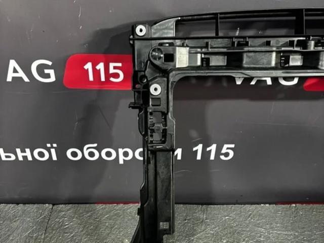 Рамка передньої панелі 5G0805588R VAG