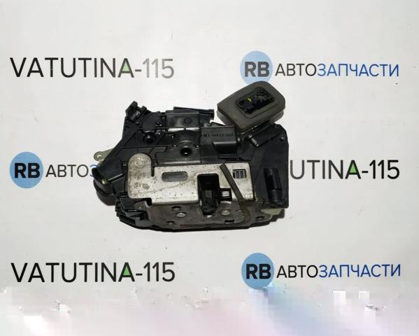 Замок двері правої передньої 5GM837016C VAG