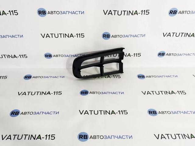 Решітка переднього бампера, внутрішня права 5J08076829B9 VAG
