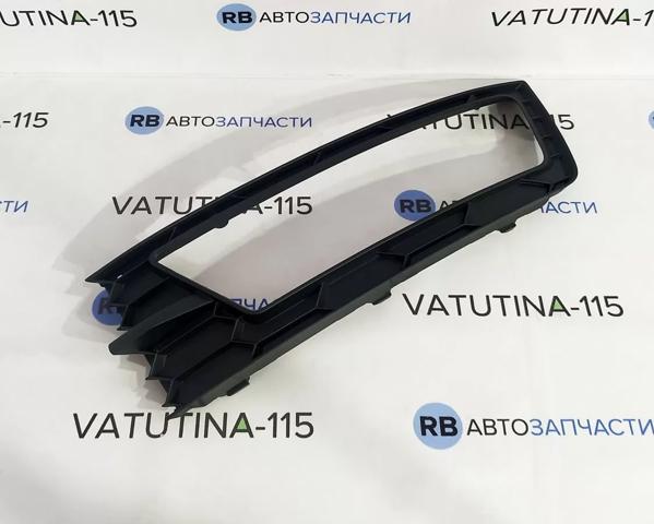 Решітка переднього бампера, ліва 5JA8076819B9 VAG