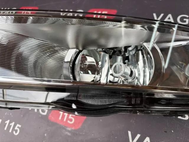 Туманка ліва 5JA941701 VAG