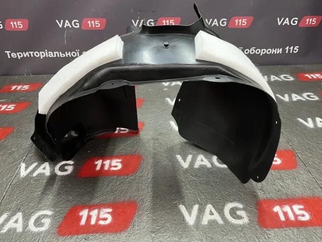 Підкрилок передній лівий 5N0805911C VAG