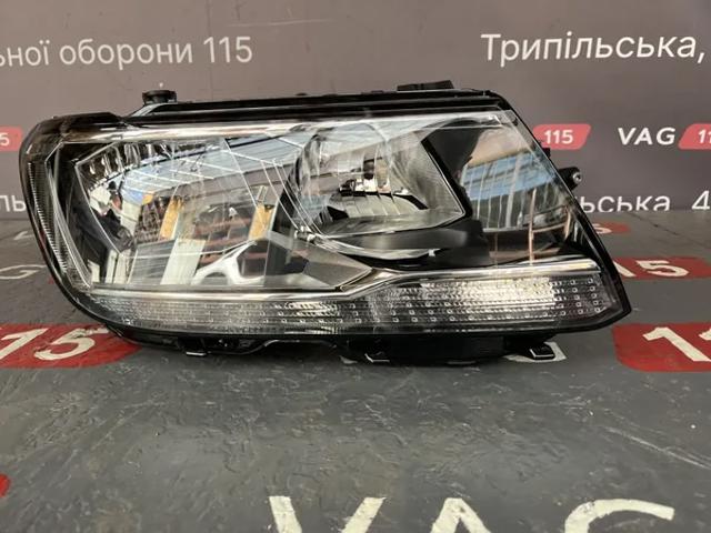 Фара передня права 5NB941006B VAG