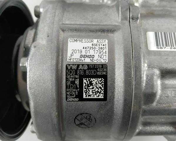 Насос кондиціонера 5Q0816803D VAG