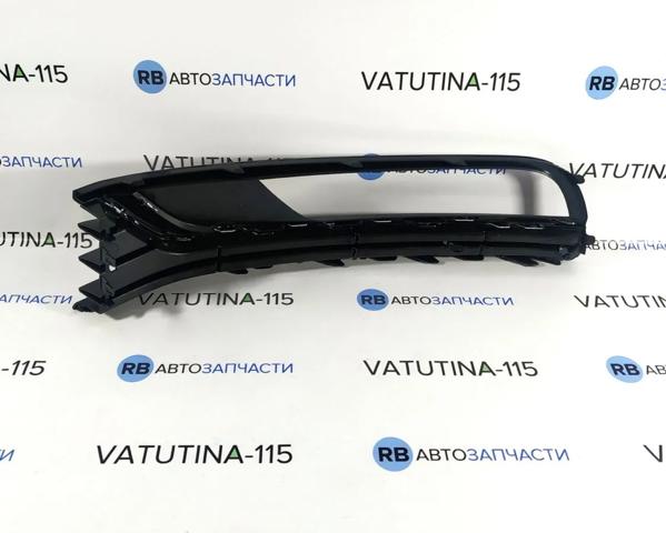Решітка переднього бампера, права 6502079547916P 4MAX