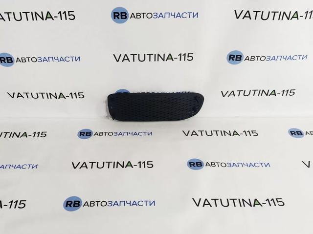 Решітка переднього бампера, права 6920272 POLCAR