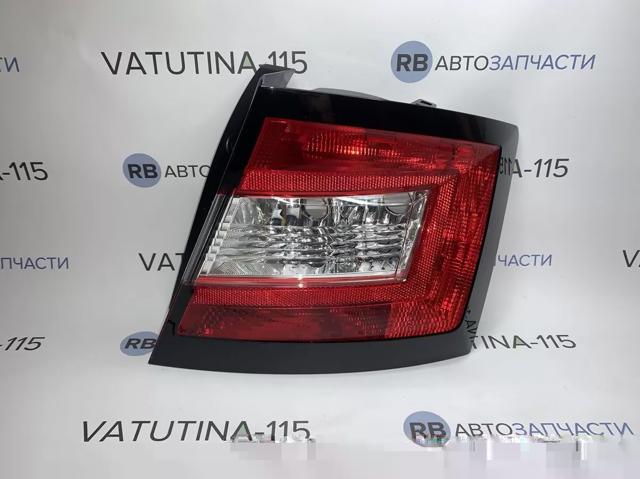 Задній правий стоп 6V6945112 VAG