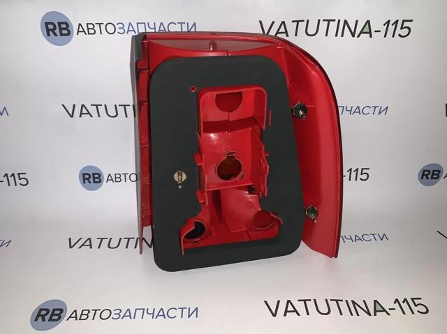 Задня ліва фара 714029061707 MAGNETI MARELLI