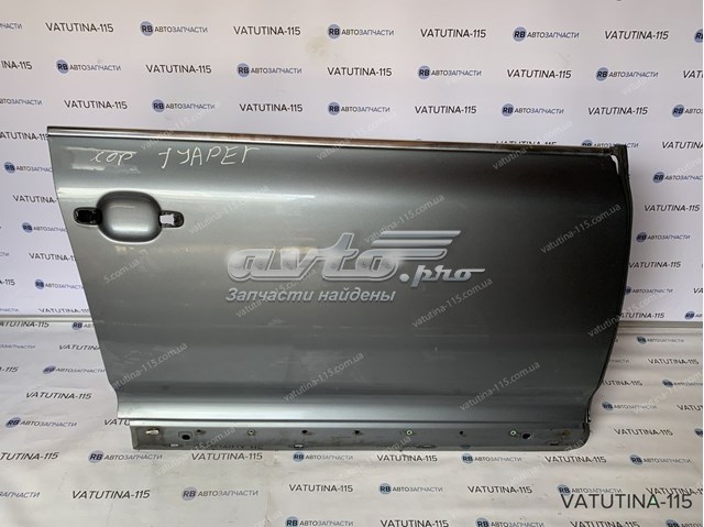 Пасажирські передні двері 7L0831056L VAG