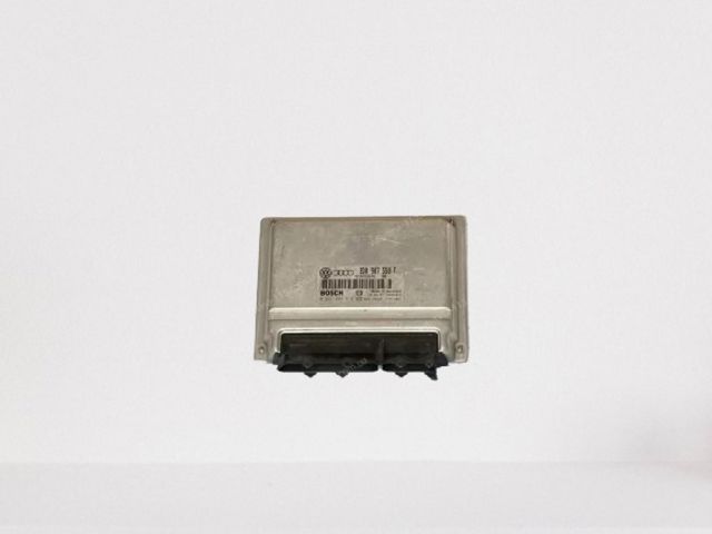 Комп'ютер двигуна 8D0907558F VAG