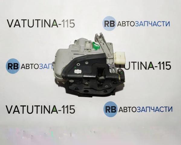 Замок дверей водія Audi A4 B8