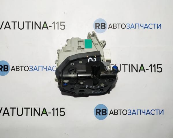 Замок задніх дверей, лівих 8K0839015G VAG
