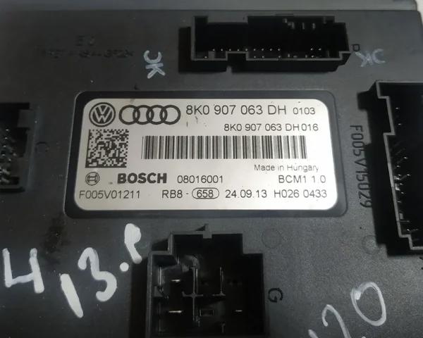 Блок управління бортової мережі 8K0907063DH VAG