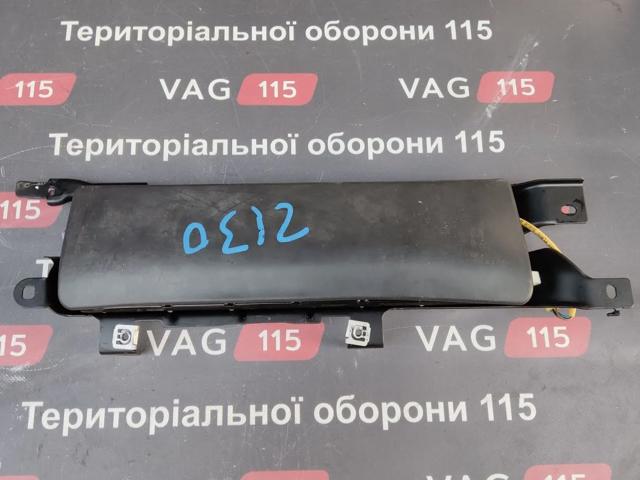 Подушка Айрбег водія захисту колін 8T0880841E VAG