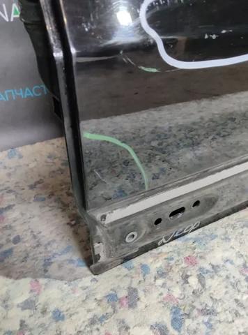 Двері пасажирськи задні ліві 8U0833051B VAG
