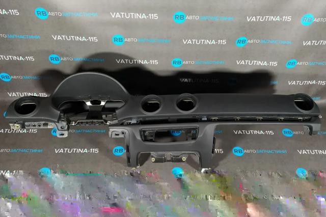 Панель приладів торпеди 8V1857001H24A VAG