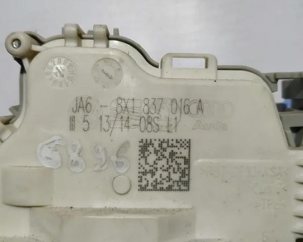 Замок двері правої передньої 8X1837016A VAG