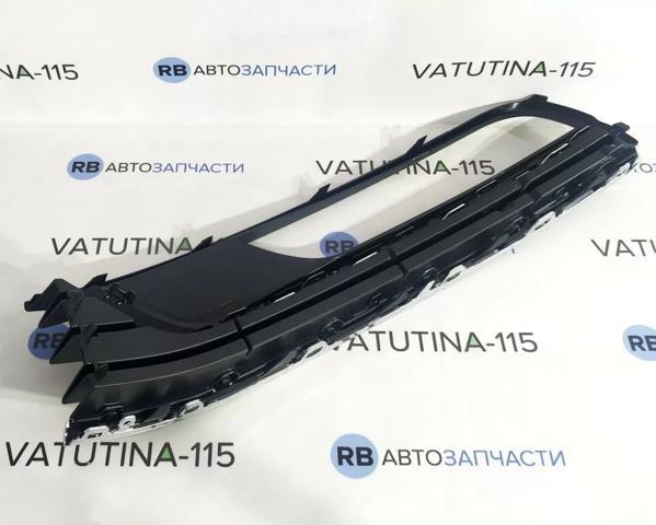Решітка переднього бампера, права FP7423924 FPS