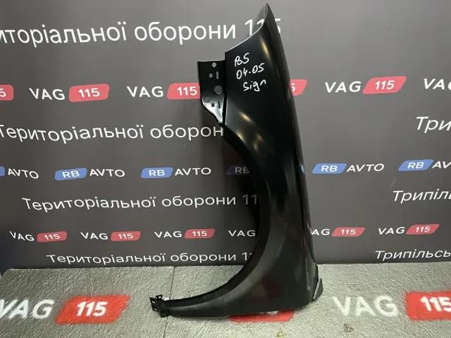 Бічна частина передня ліва PVW10039BL SIGNEDA
