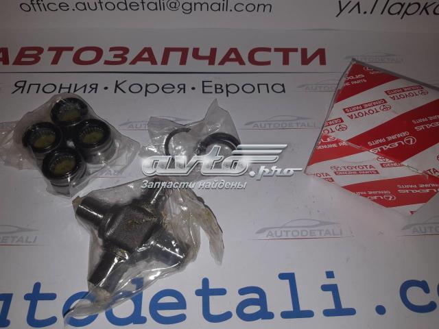 Хрестовина карданного валу, заднього 0437136030 TOYOTA