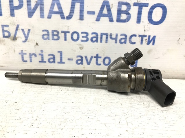 Форсунка дизельна в зборі, розпилювач + тримач 0445110613 TOYOTA