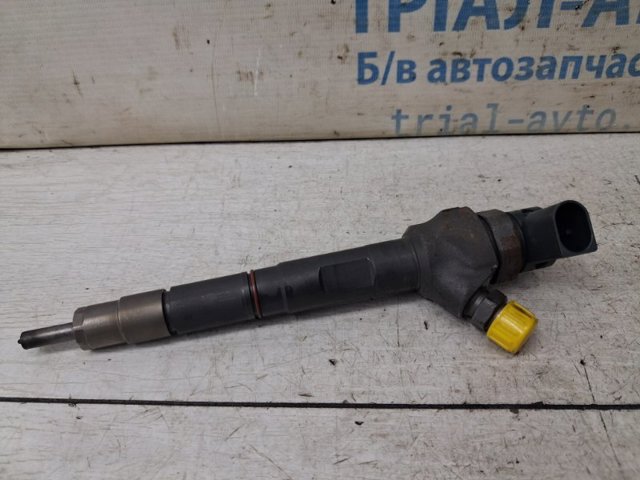 Форсунка паливна 04L130277AJ VAG
