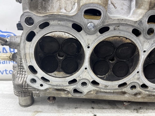 Головка циліндрів 111010H011 TOYOTA