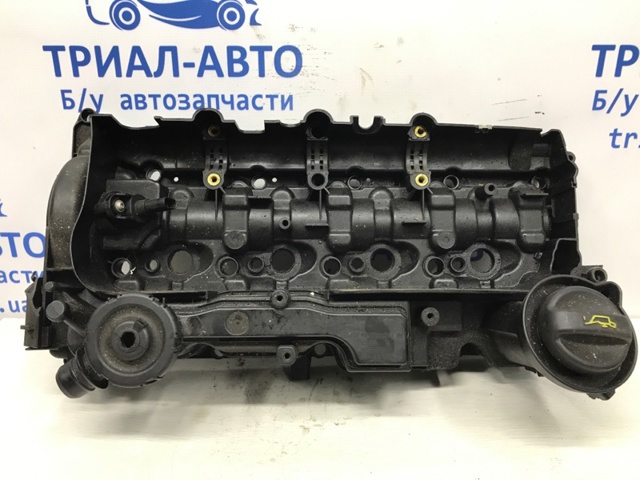Кришка клапанів 11201WA012 TOYOTA