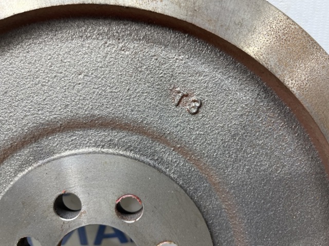 Маховик двигуна 1120A253 MITSUBISHI