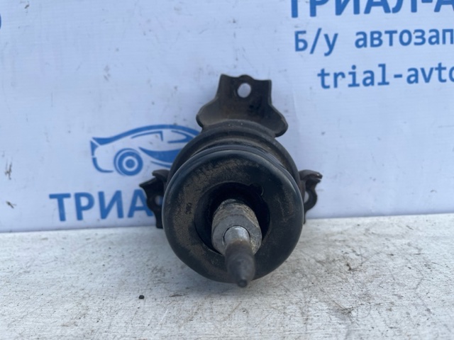 Подушка двигуна передня 112703JA0B NISSAN