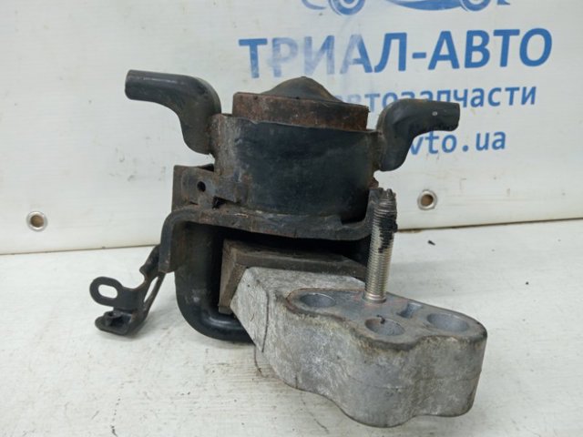 Права подушка мотора 1230526072 TOYOTA