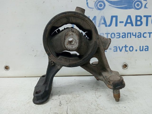 Подушка передньої опори двигуна 1236128250 TOYOTA