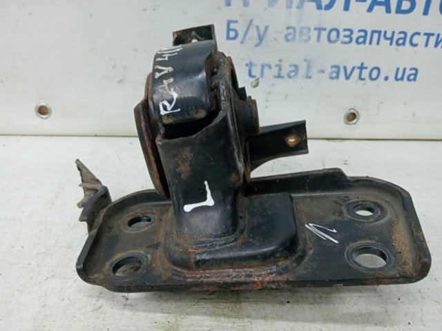 Ліва опора двигуна 1237226050 TOYOTA