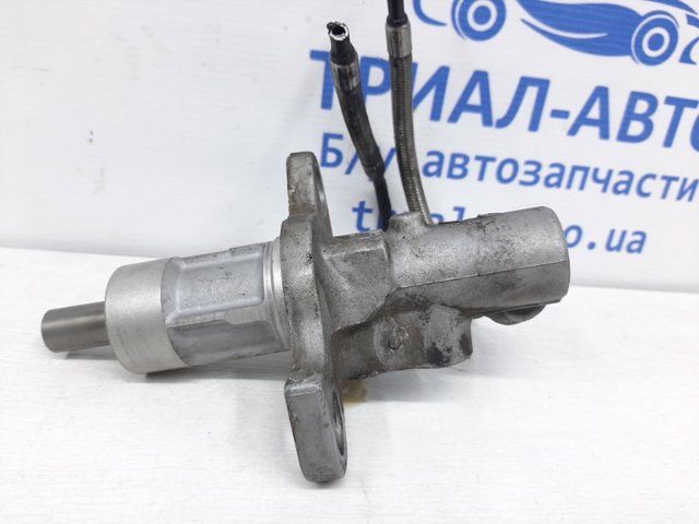 Циліндр головний гальма (Гідротормоз) 13286446 GM