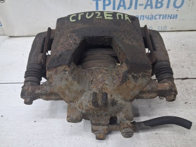 Супорт гальмівний, передній, правий 13301190 GM