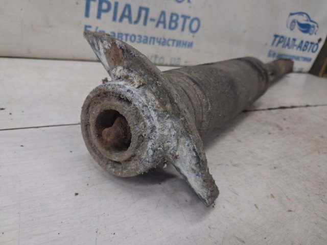 Амортизатор задній 13332639 GM