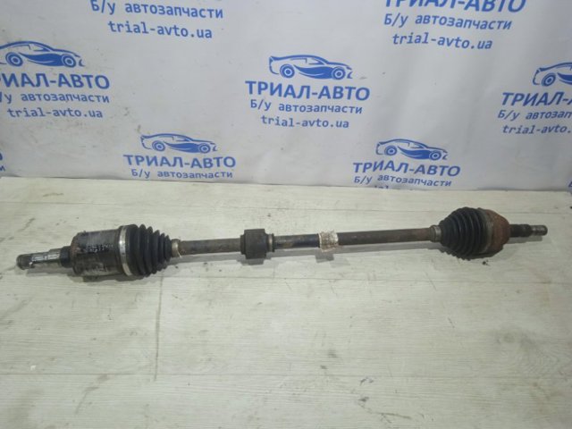 Привід правий 13334715 GM